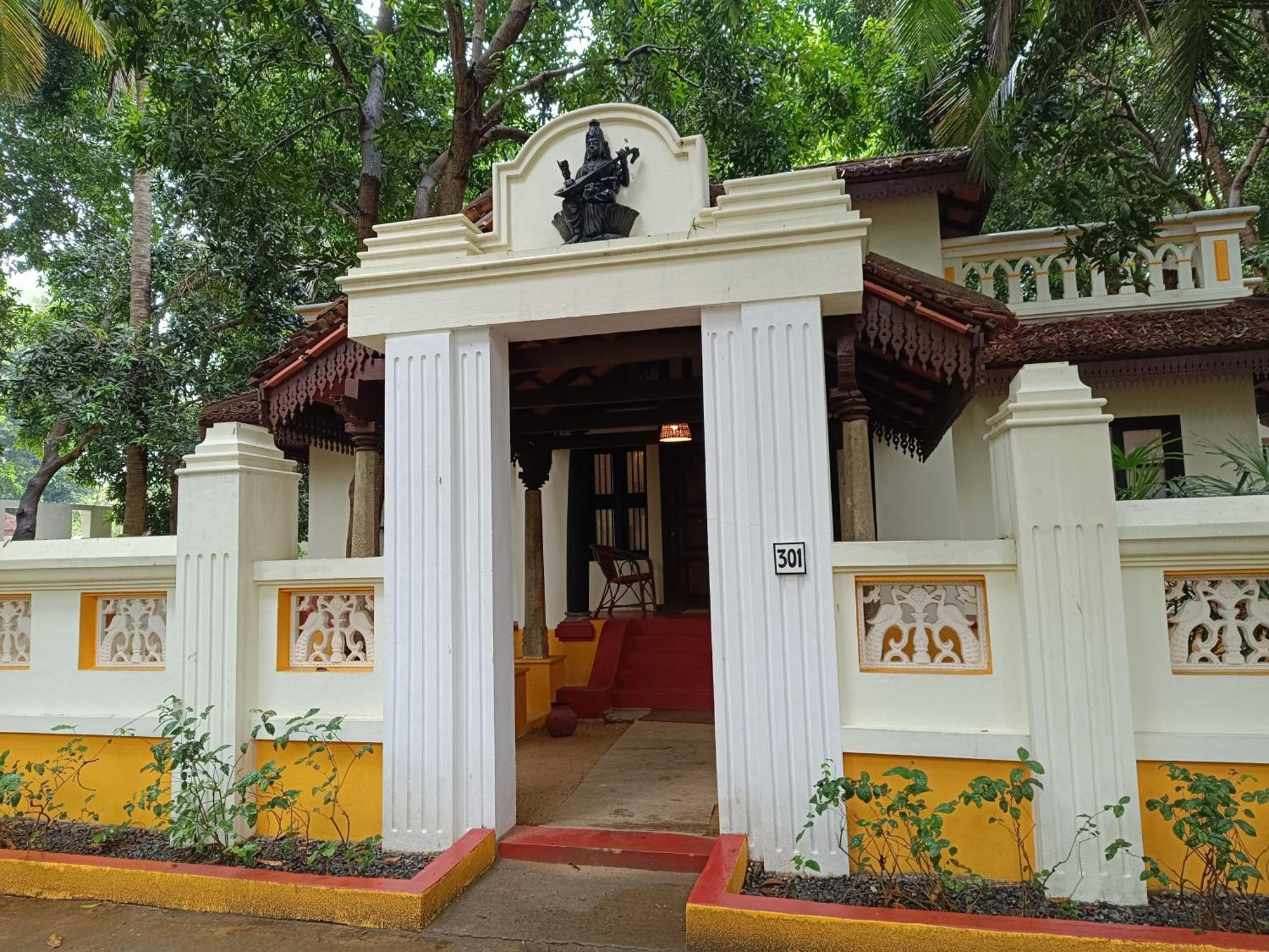 Mantra Koodam Kumbakonam - A Cgh Earth Experience Buitenkant foto
