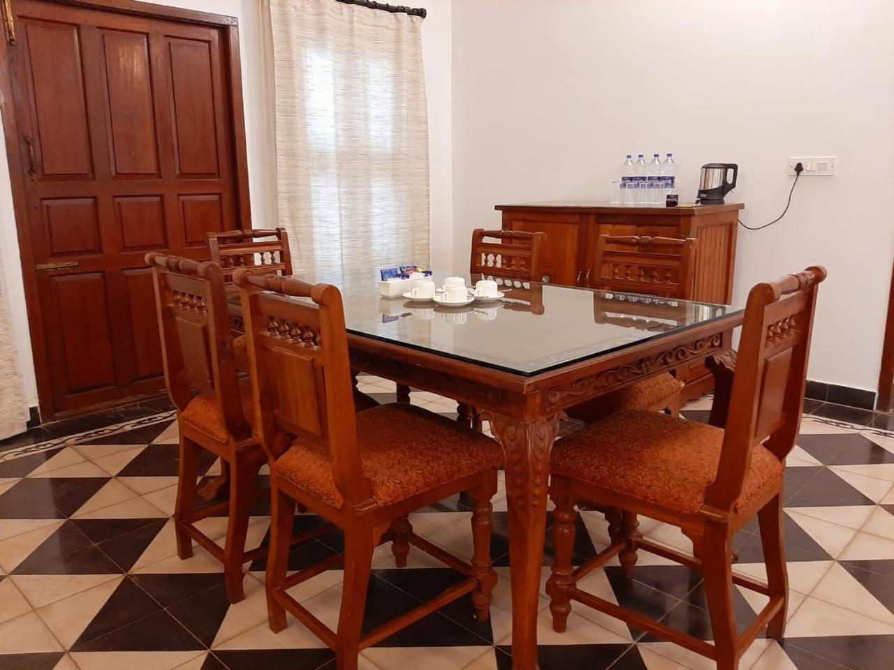 Mantra Koodam Kumbakonam - A Cgh Earth Experience Buitenkant foto