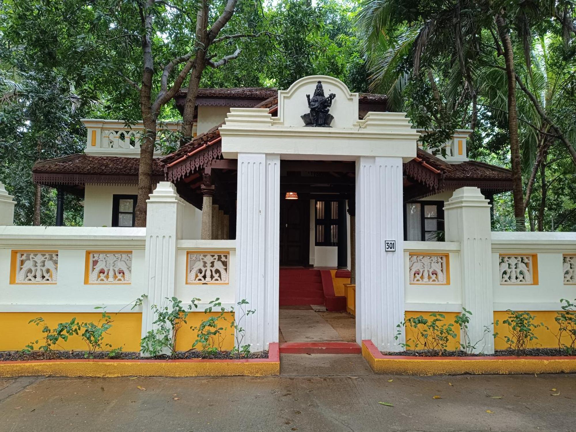 Mantra Koodam Kumbakonam - A Cgh Earth Experience Buitenkant foto